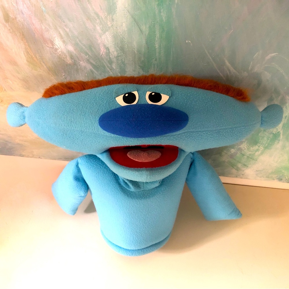 1977 Elmer Blue Boy Puppet